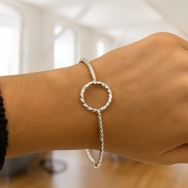 Bracelete de prata 925 Fio Quadrado com Detalhe Circulo 2,5g - Imagem 4