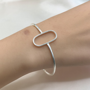 Bracelete Fio Quadrado1 Detalhe Oval 2,8gr - Imagem 2