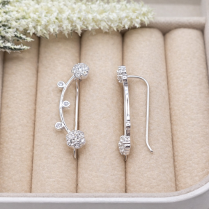 Brinco de prata 925 ear cuff flor cravejada - Imagem 10