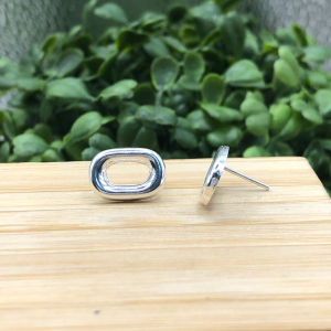 Brinco de prata 925 oval abaulado vazado - Imagem 10