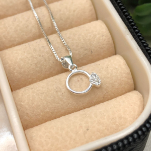 Corrente de prata 925 com pingente circulo vazado com cravejado - Imagem 10