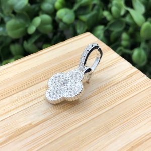 Pingente de prata 925 trevo cravejado com contra argola De Prata - Imagem 3