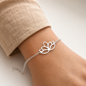 Pulseira de prata 925 com pingente central flor de lótus - Imagem 3