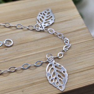 Pulseira de prata 925 com pingente pendurado 4 folhas desenhadas - Imagem 5