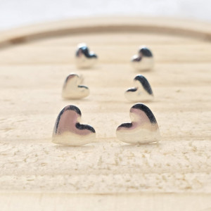 Trio de brincos de prata 925 3 corações lisos - Imagem 9