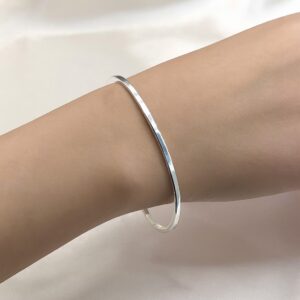 Bracelete Fino de Prata Fio Quadrado 1.5mm 2,4g