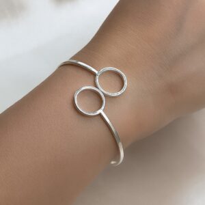 Bracelete de prata 925 Fio Quadrado com Detalhe 2 Círculos 2,5g