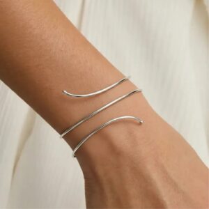 Bracelete Fio Redondo Trabalhado De Prata