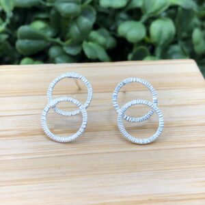 Brinco de prata 925 circulos duplos vazados
