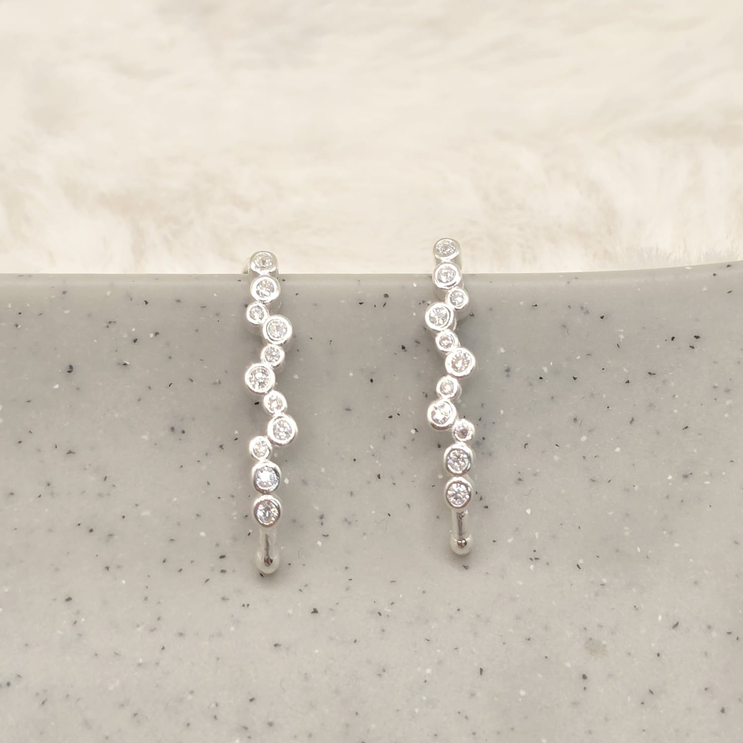 Brinco de prata 925 ear cuff ponto de luz