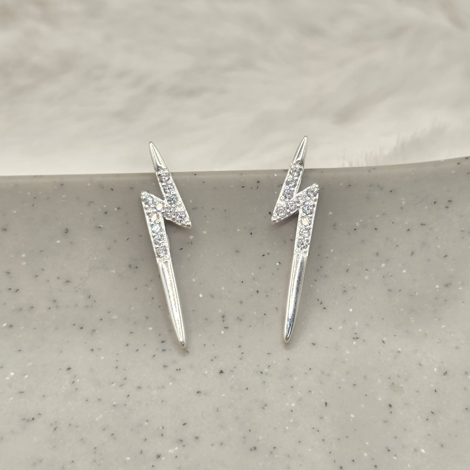 Brinco de prata 925 ear cuff raio cravejado