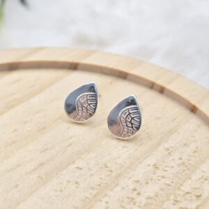 Brinco de prata 925 gota com detalhes