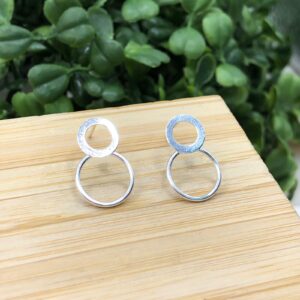 Brinco de prata 925 redondo duplo vazado
