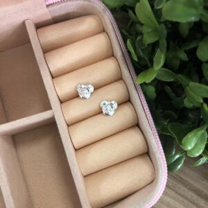 Brinco Minnie Detalhada