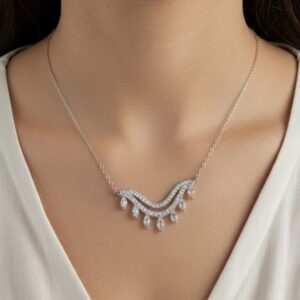 Corrente de prata 925 com pingente chevron com gotas penduradas