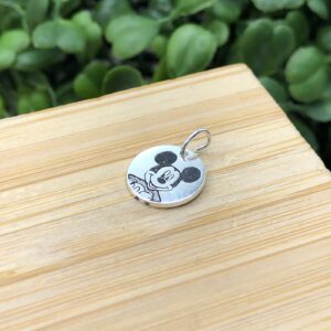 Pingente de prata 925 mickey desenhado