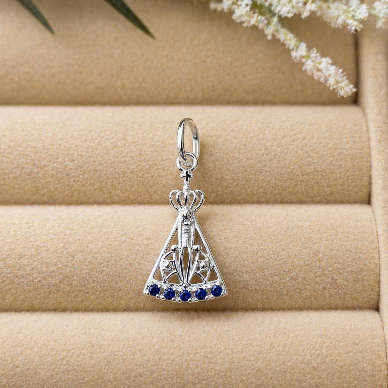 Pingente de prata 925 nossa senhora aparecida com zirconias azul