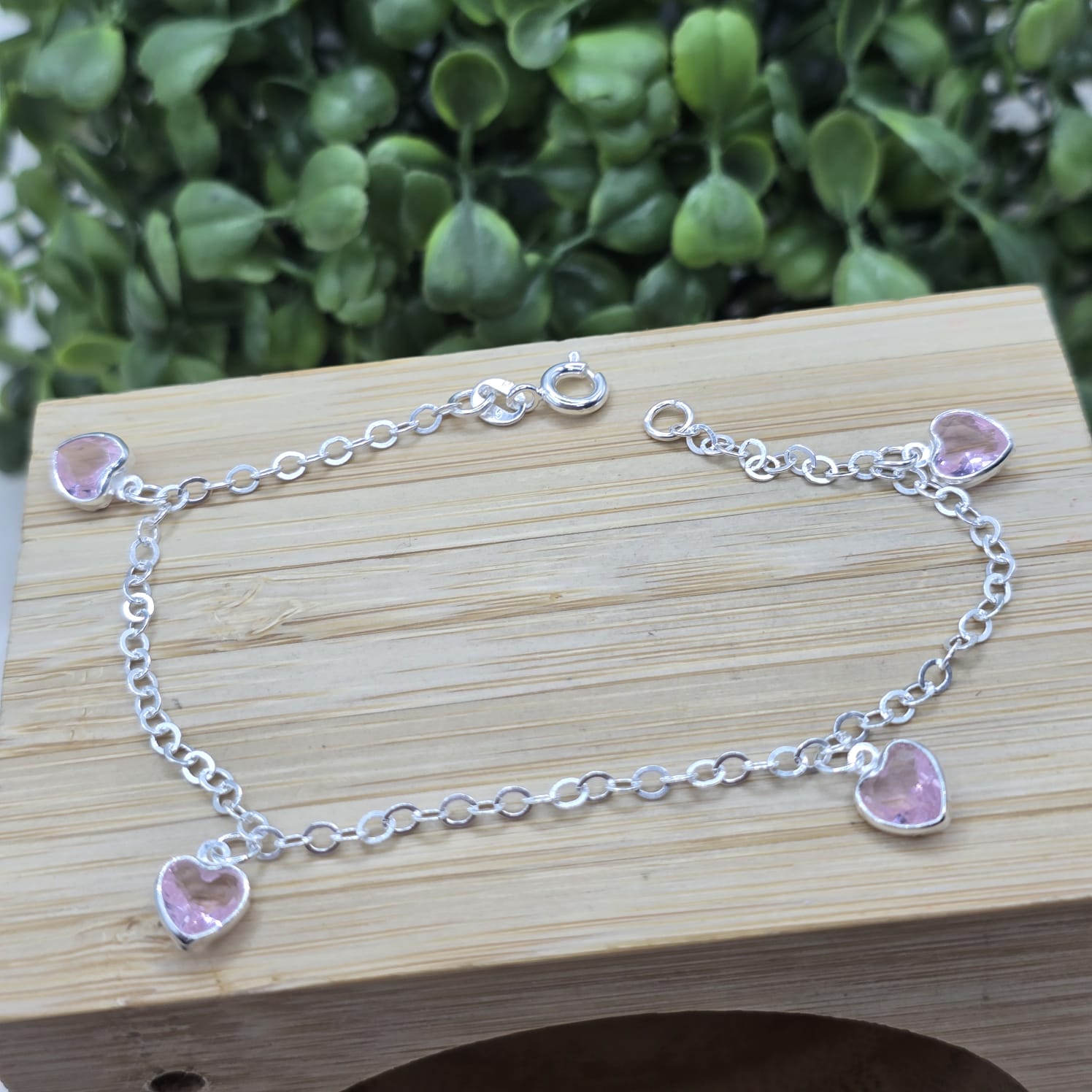 Pulseira de prata 925 com pingente pendurado 4 corações com zircônias