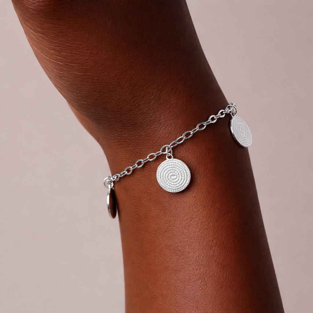 Pulseira Feminina Elo Oval com 4 Pingentes Redondo com Pai Nosso 3,4gr