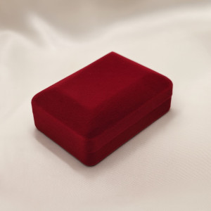 Caixinha de veludo vermelha de presente para colar - Imagem 3