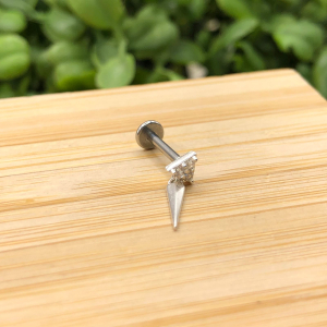 Piercing Furo Triângulo Cravejado com Detalhe Pendurado - Imagem 10