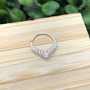 Piercing Furo Septo Ponta com Detalhes Vazado - Imagem 10