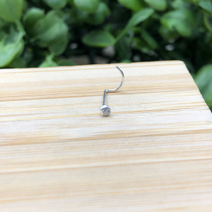 Piercing de Nariz Bolinha com Mini Zircônia e Base Curva - Imagem 10