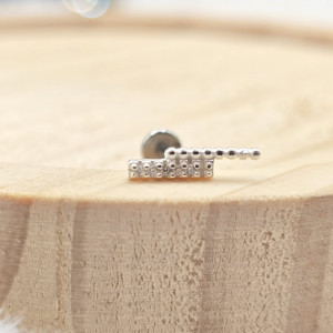Piercing de prata 925 dois filetes pontilhado e cravejado para helix, tragus e tash rock - Imagem 9