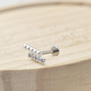 Piercing de prata 925 filetes com formatos abaulados e cravejado para helix, tragus e tash rock - Imagem 10