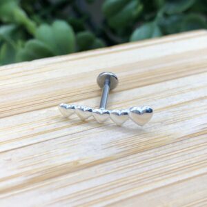 Piercing de prata 925 5 corações para hélix e tash rock