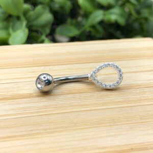 Piercing de Umbigo Furo Gota Cravejado